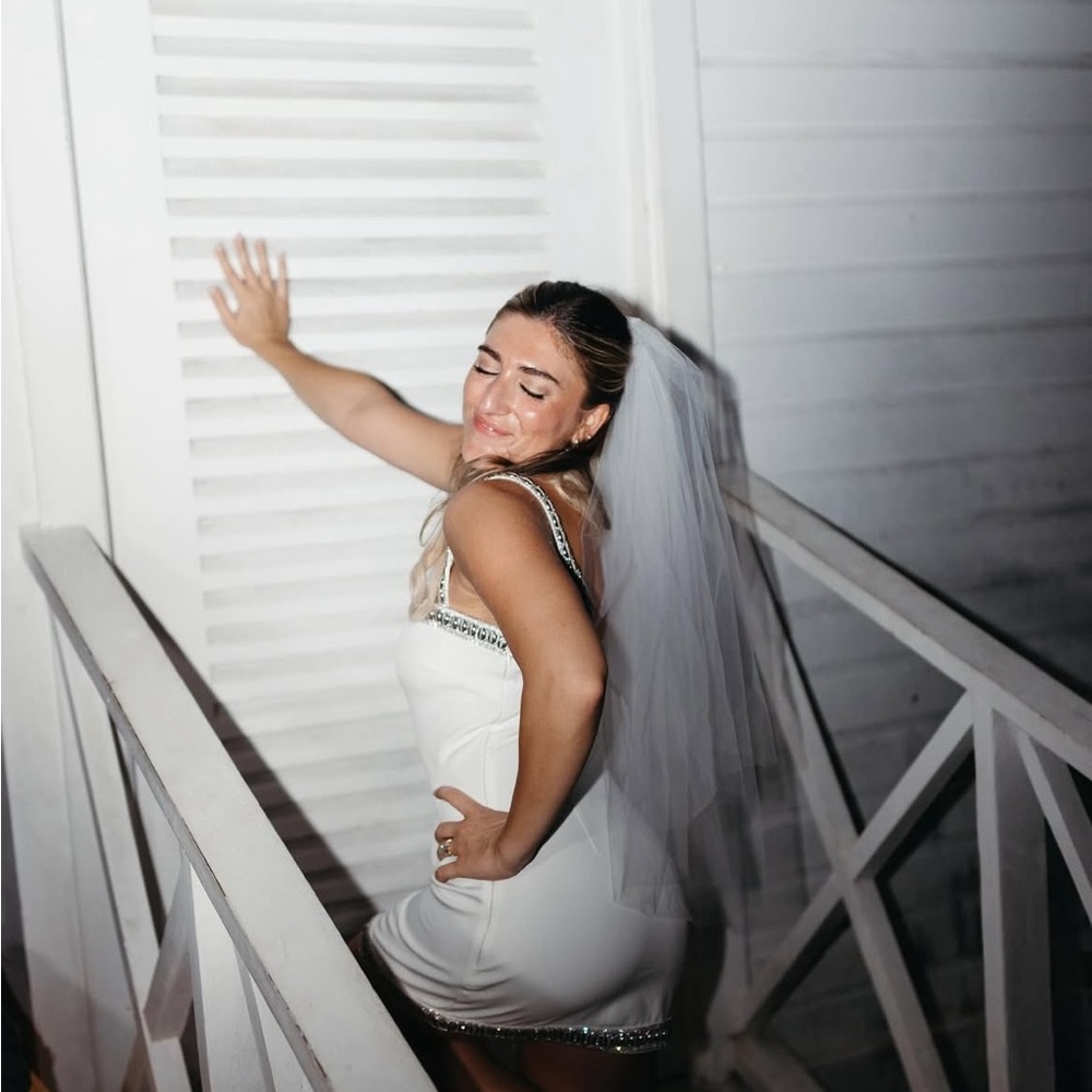 Elegant Two-Tier Blusher Veil